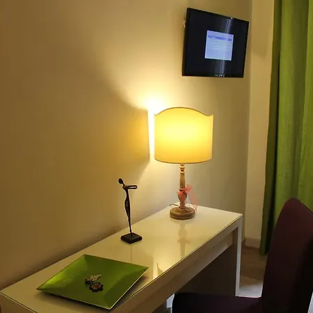 Alojamento de Acomodação e Pequeno-almoço Gallia's 4*